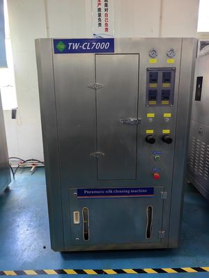 自動スプレークリーニングマシン 耐久性 85L 400Kg 工業用